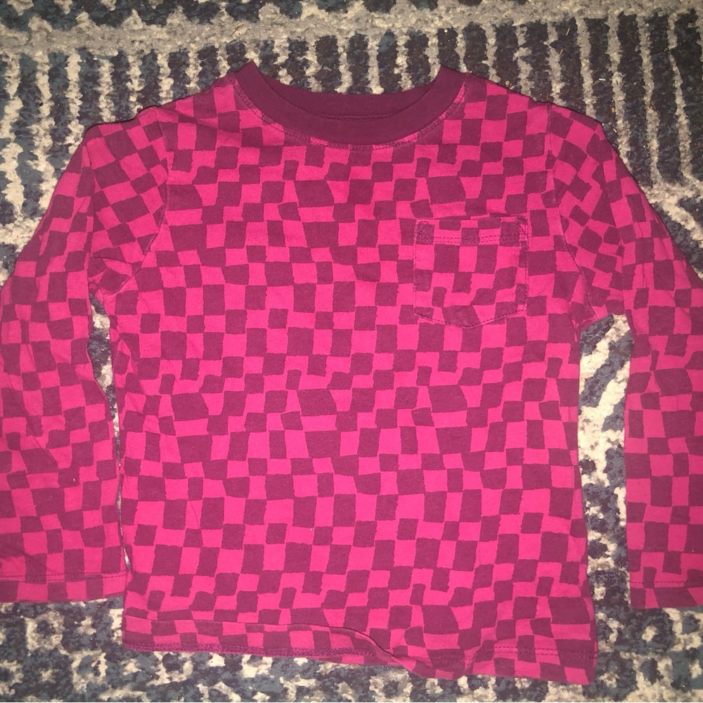 Gap long sleeve tee